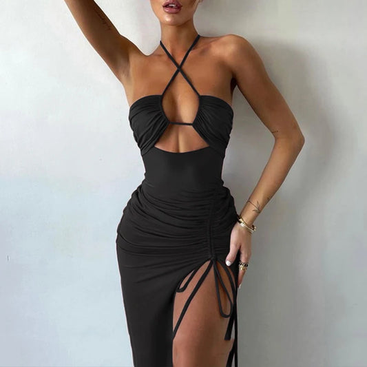 Vestido Preto Sexy de Verão para Mulheres, Sem Mangas, Decotado nas Costas, com Recortes Vazados, Ideal para Festas, com Design Fashion, Amarração Frontal, Estilo Halter, Justo ao Corpo, Elegante